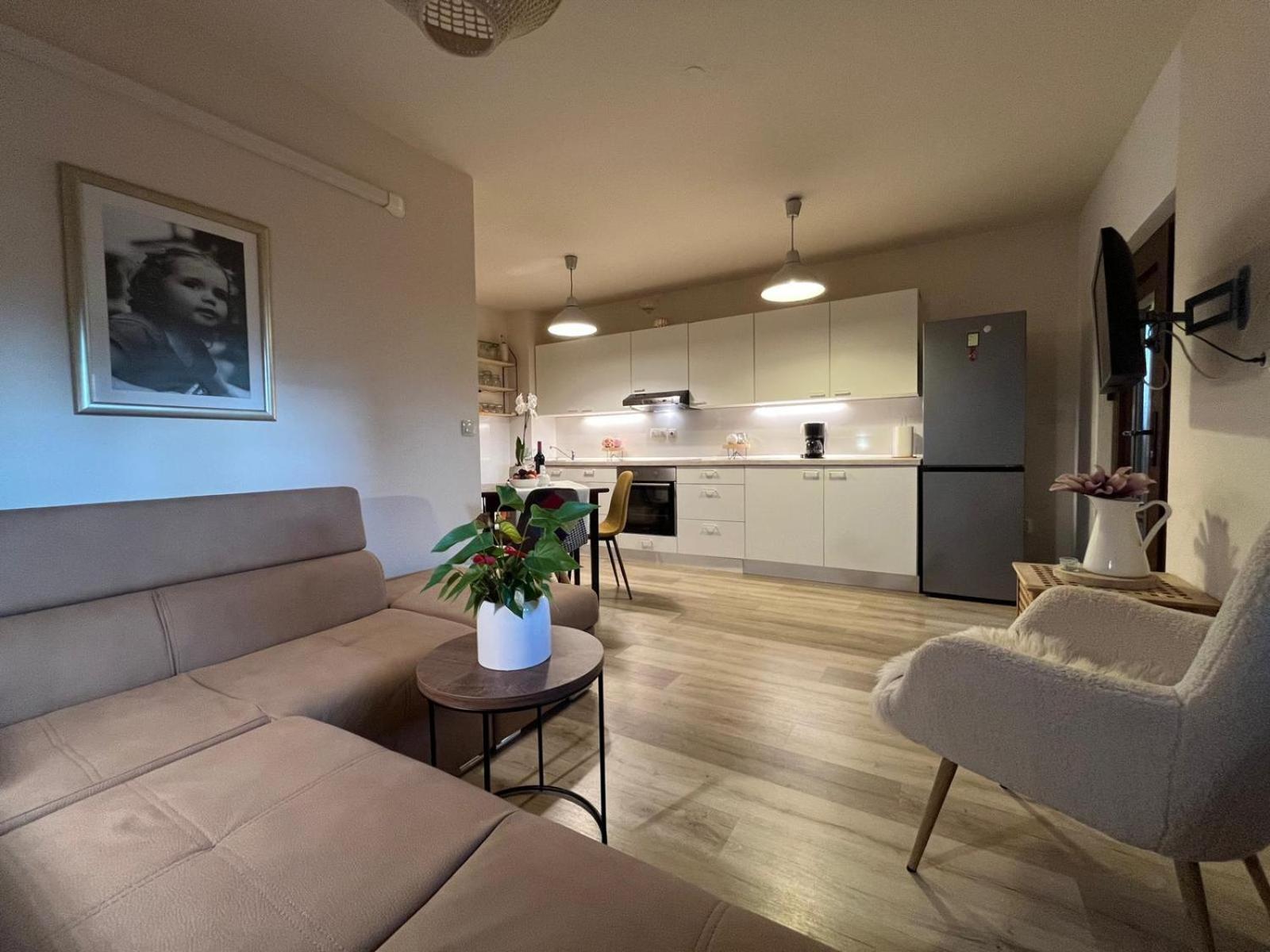 Deak Apartment *